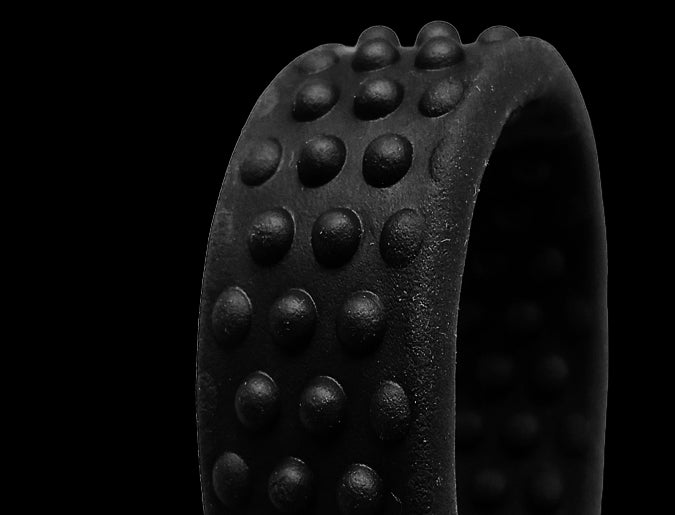 Schwarzes BioThane Super Rein Grip QT Band (BL561, erhöhte Grip-Noppen)